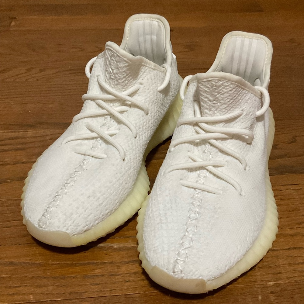 Adidas Yeezy Boost Cream/White 350 V2. Excell. Cond. Women’s 8 Men’s 7.